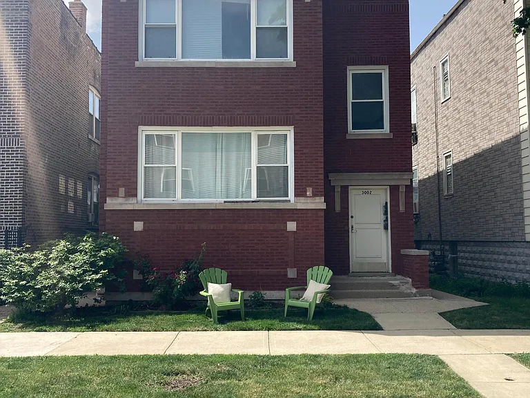 3002 N Hamlin Ave #2 — Photo 1