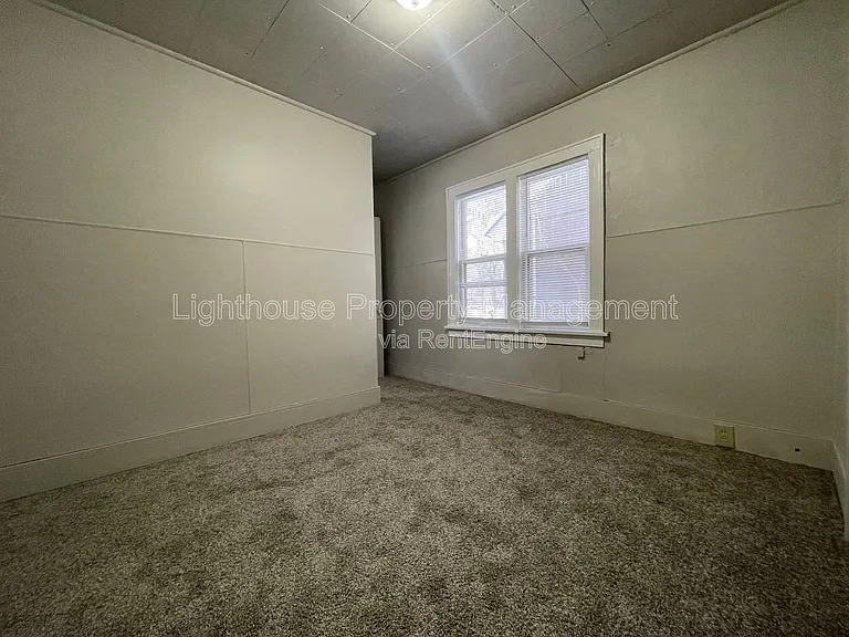 232 E Lincoln Ave — Photo 16