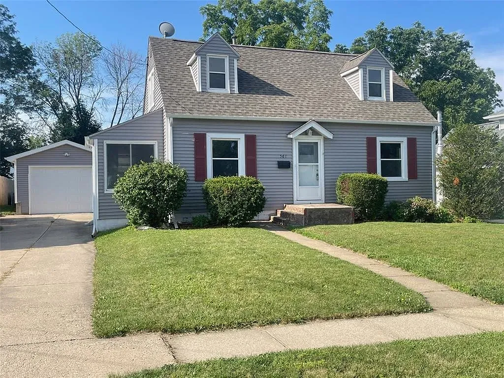 3 bed, 1239 sqft, $3,000 — Photo 1