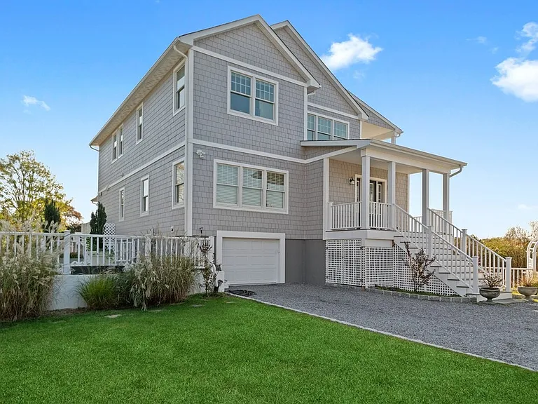 77 Library Ave — Photo 1