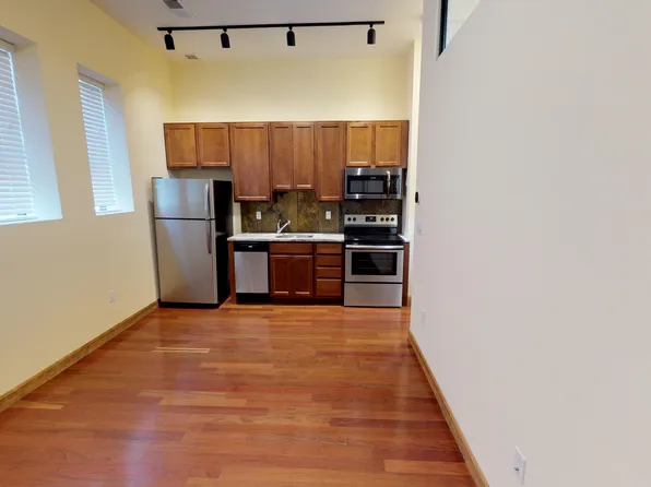 47 Pleasant St #204, Brockton, MA 02301