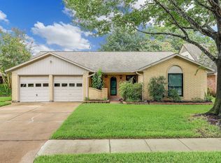 4019 Thistledown Dr, Pasadena, TX 77504
