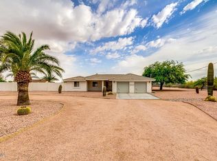 10111 E Fenimore Rd, Mesa, AZ 85207