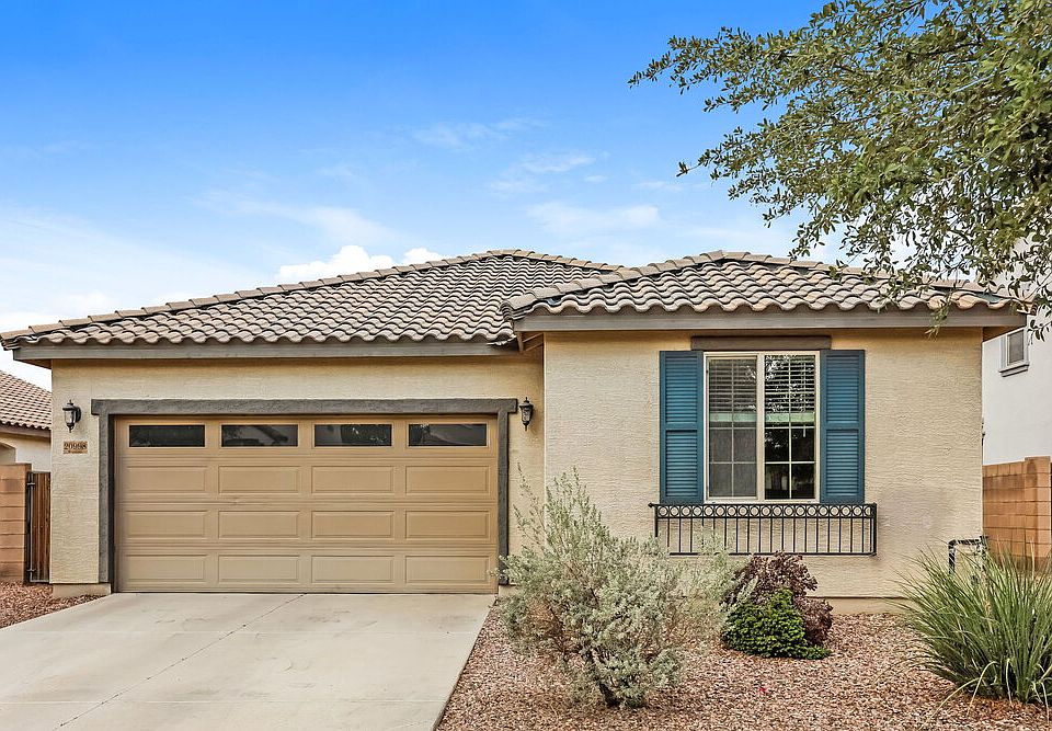 1st image of 20998 E Pecan Ln