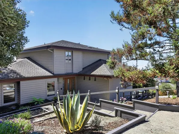 2295 Benson Ave, Cambria, CA 93428