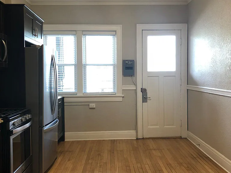 2852 N Oakland Ave #2 — Photo 17