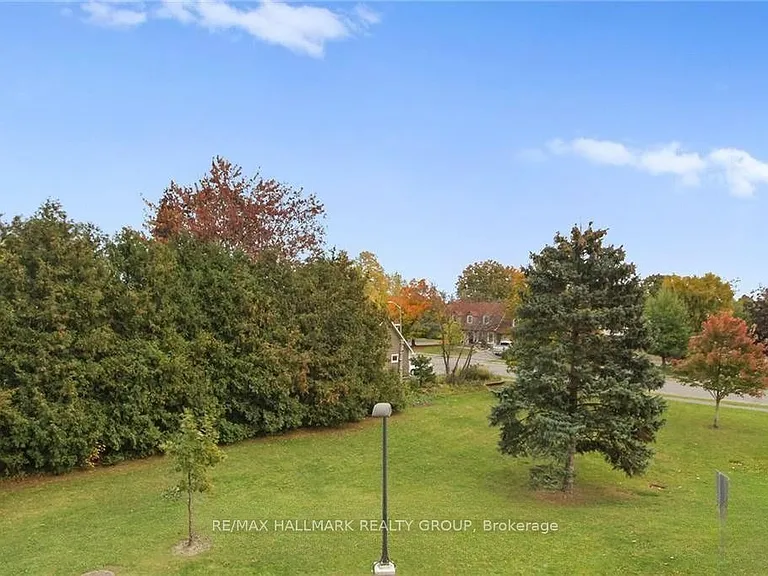 1705 Playfair Dr #212 — Photo 18