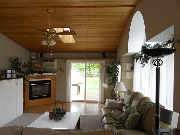 5th image of 4540 Deerwood Ln N