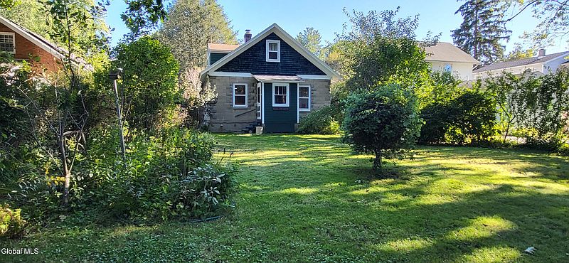 4th image of 9 Middlesex Road
