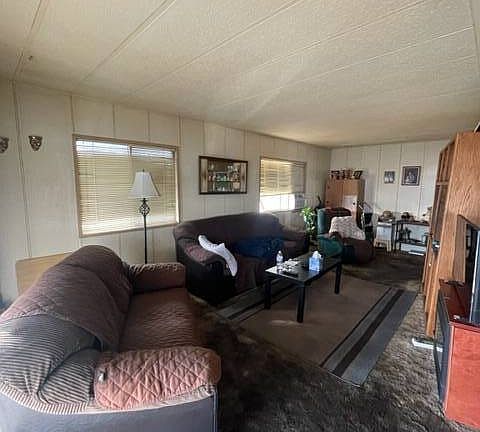 5th image of 6025 Dias Ave