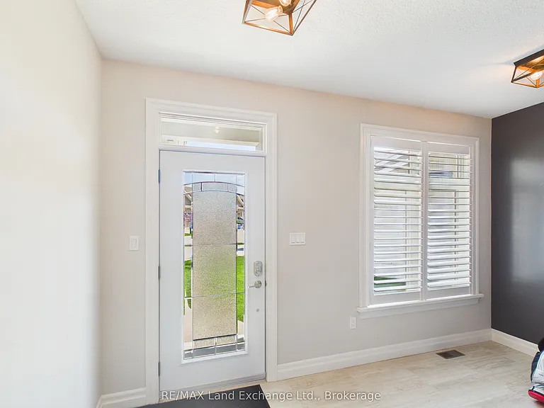 552 Durham St #11 — Photo 2