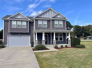 123 Groome Rd, Newport News, VA 23601