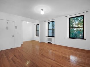 26 Greenwich Ave APT 3R, New York, NY 10011