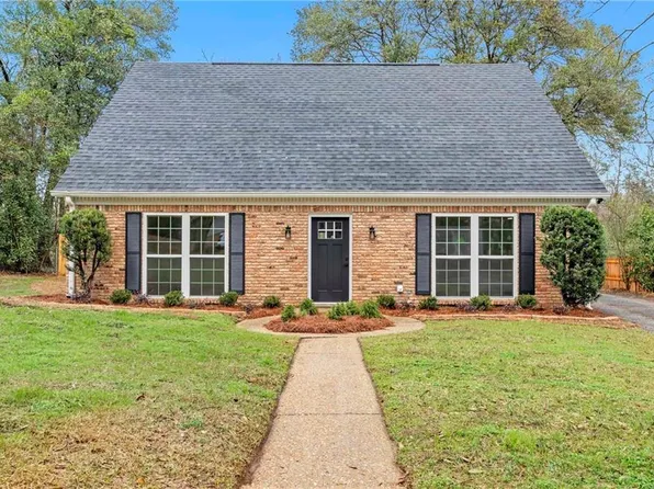 868 Nassau Dr, Mobile, AL 36608