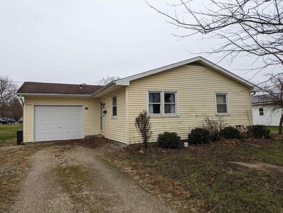 426 E Maple St, Berne, IN, 46711