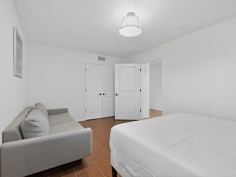 9735 Village Green Dr NE — Photo 17