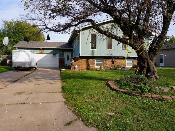 2820 S Chase Ave, Wichita, KS 67217
