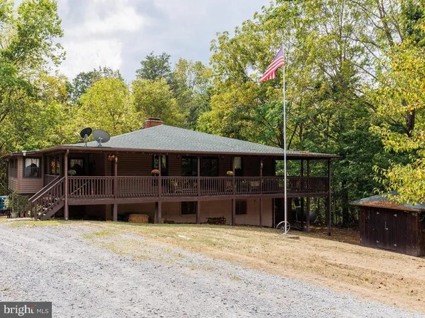420 Forest Dr, Stanley, VA 22851