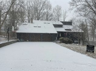 10710 Compass Ct, Indianapolis, IN 46256