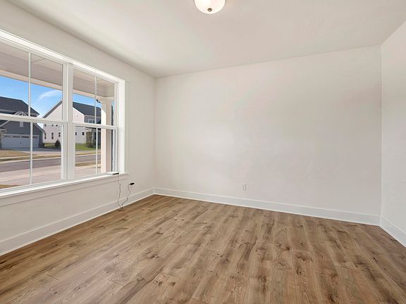 7th image of this home