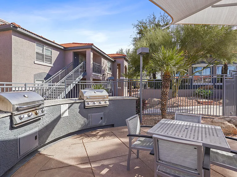 Sonoran Reserve Apartments — Photo 21