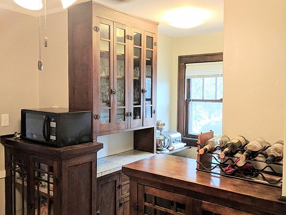 4th image of 1703 Ashland Ave APT 12