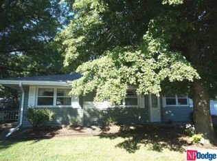 1204 Fairview Dr, Blair, NE 68008