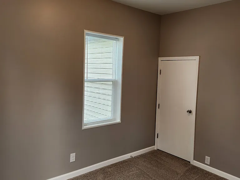 1025 Morrison Ave — Photo 13