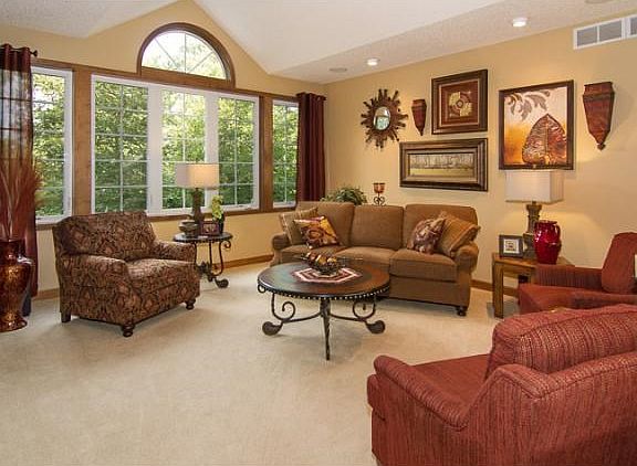 5th image of 9419 Maggie Ln