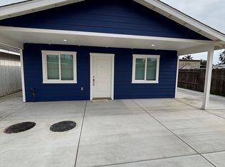 5818 Stacey St #B, Bakersfield, CA 93313
