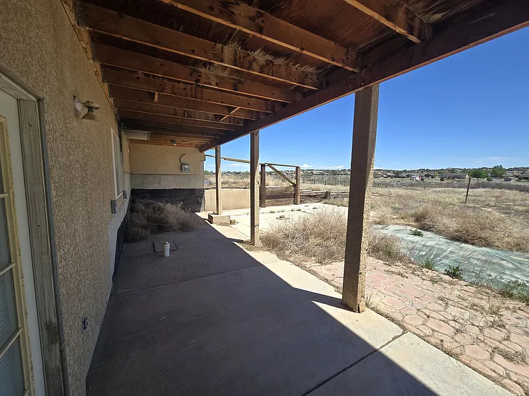 574 S Chimazo Dr — Photo 31