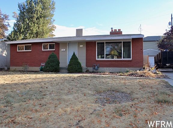 2nd image of 3575 W Meadowbrook Dr