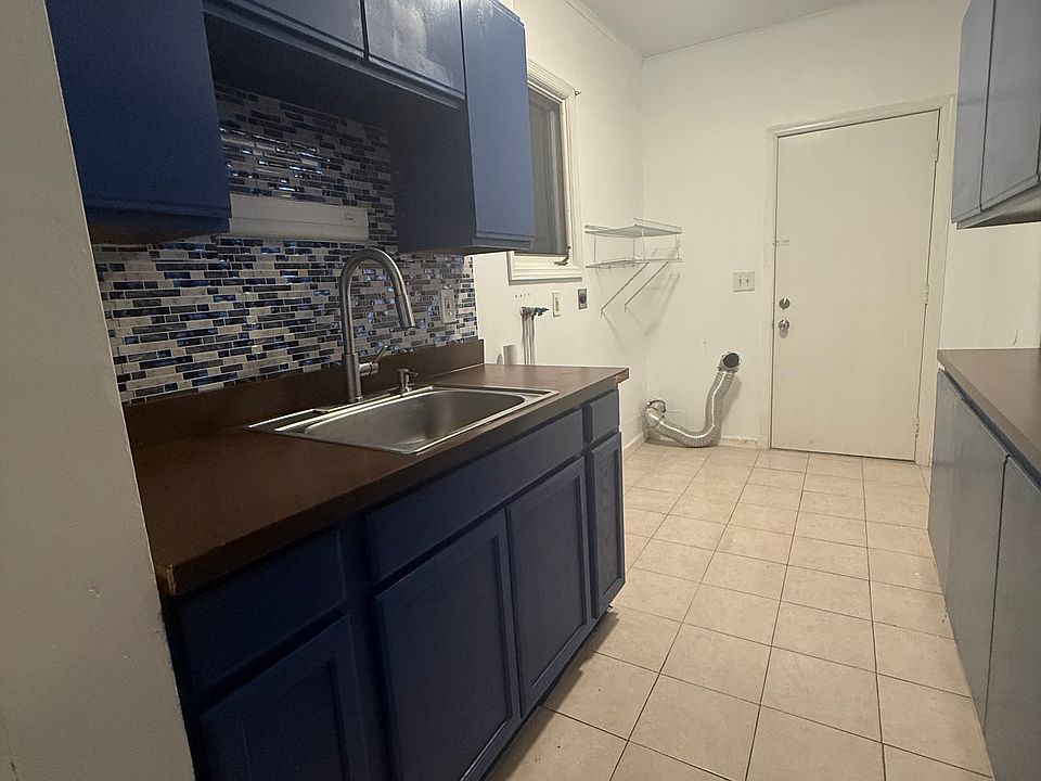 1st image of 33 Forest Ave Unit 2