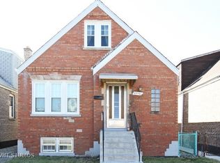 3715 W 57th Pl, Chicago, IL