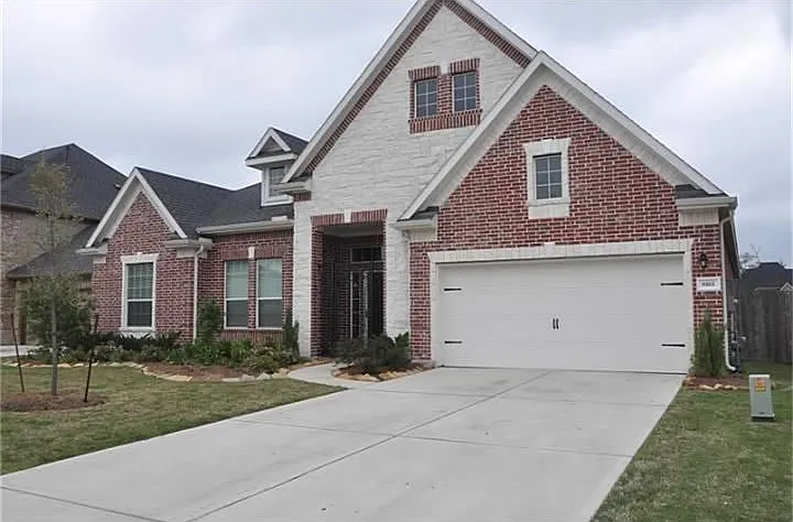 8161 Tranquil Lake Way — Photo 1