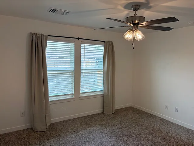604 Caladium Dr — Photo 15