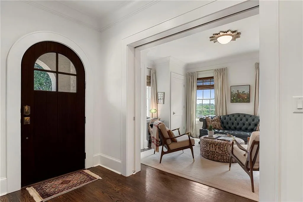 6 bed, 5.5 bath, $12,000 — Photo 4