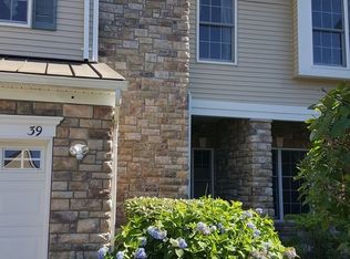 39 Tree Swallow Dr, Princeton, NJ 08540