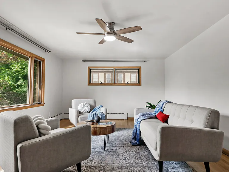 Doesn't this space just feel perfect?!