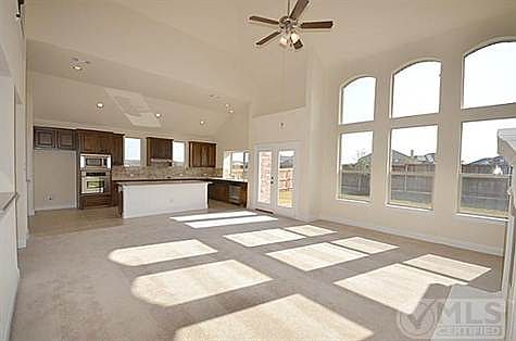 4th image of 15588 Yarberry Dr