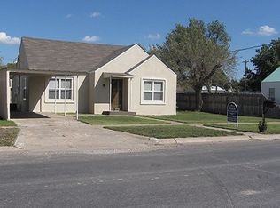 1021 S Eton St, Perryton, TX 79070