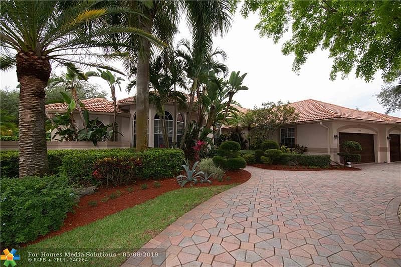 1st image of 1737 NW 124th Way