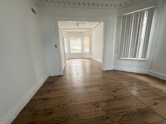 3rd image of 7316 S Perry Ave