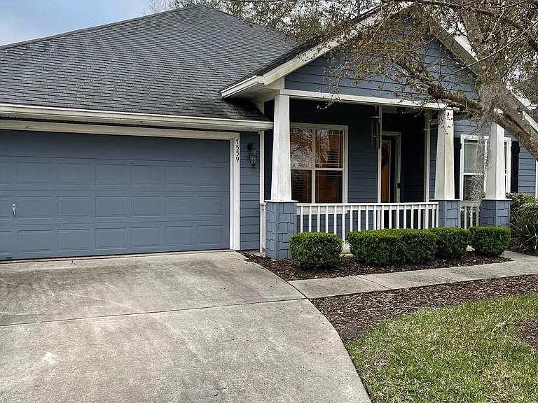 7559 SW 86th Way — Photo 2