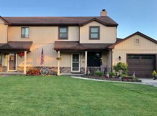 3062 Camelot Dr, Oregon, OH 43616