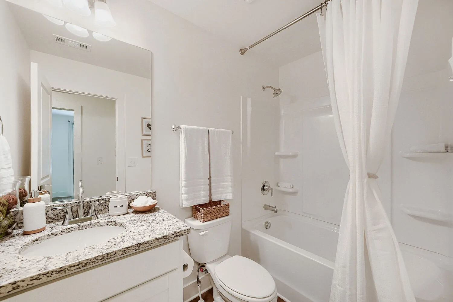 2056 Woodbine Wy, Bethlehem, GA — Photo 1