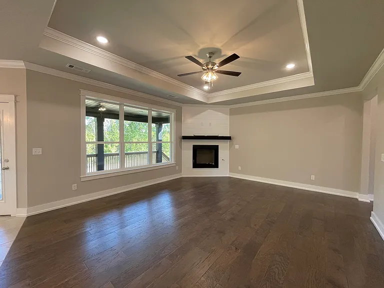 18 Olmsted Cir — Photo 5