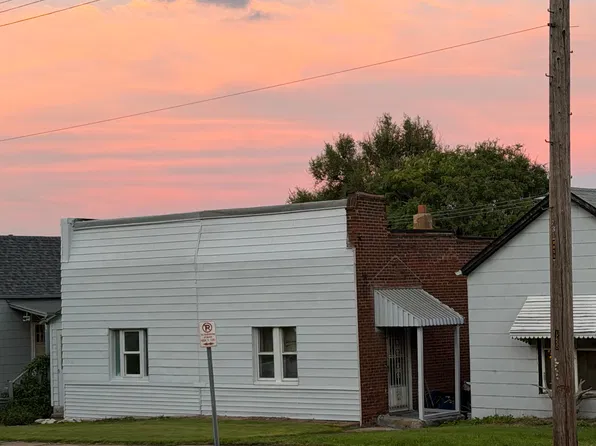 6222 Pennsylvania Ave, Saint Louis, MO 63111