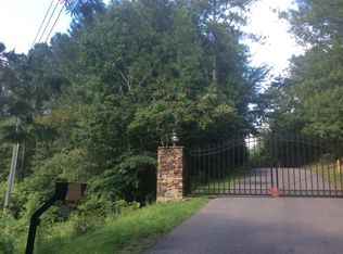 7124 Crown Ln, Trussville, AL 35173