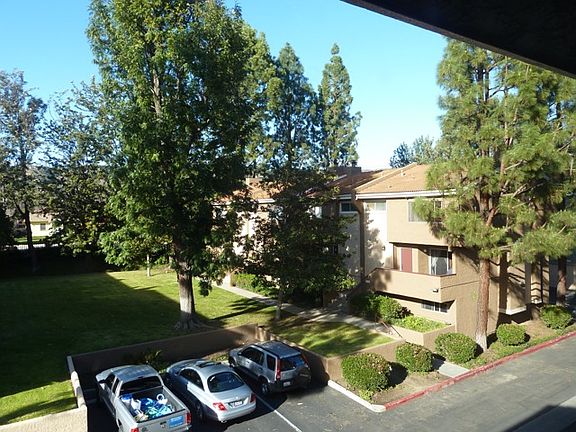 2nd image of 2138 Euclid Ave